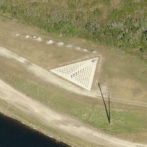 ValuJet Flight 592 memorial in Tamiami, FL (Google Maps)