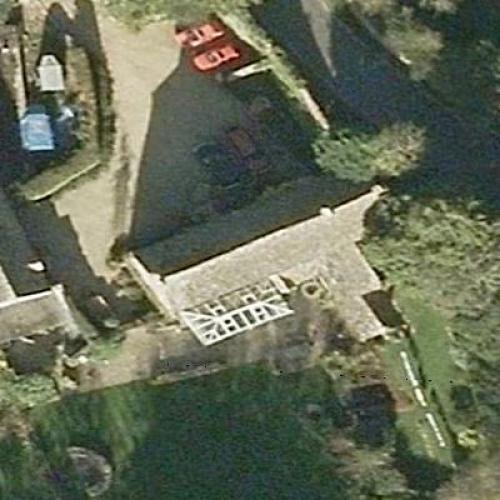 Jamie Dornan's House in Chalford, United Kingdom (2) Virtual