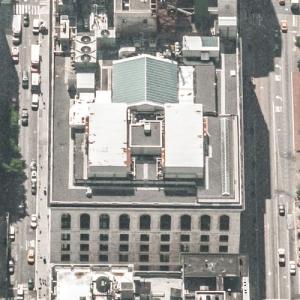 B. Altman and Company Building in New York, NY - Virtual Globetrotting