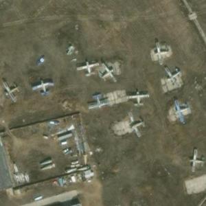 Aircraft boneyard (Bing Maps)