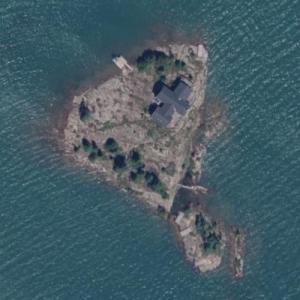 McQueen Island (Bing Maps)