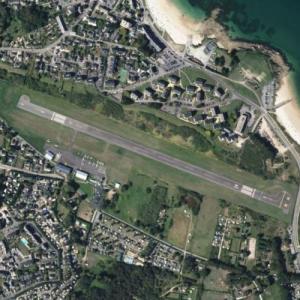 Quiberon Airfield (Bing Maps)
