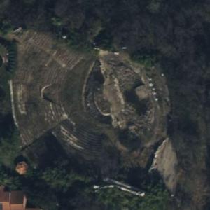 Fake Roman amphitheater (Bing Maps)