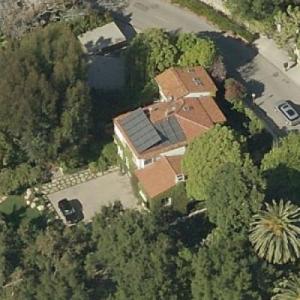 Jamie Lee Curtis & Christopher Guest's House in Santa Monica, CA - Virtual Globetrotting
