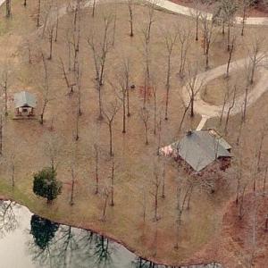 Hank Williams, Jr.'s House in Buchanan, TN (#2) - Virtual Globetrotting